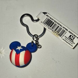 Disney Mickey Keyring NEW